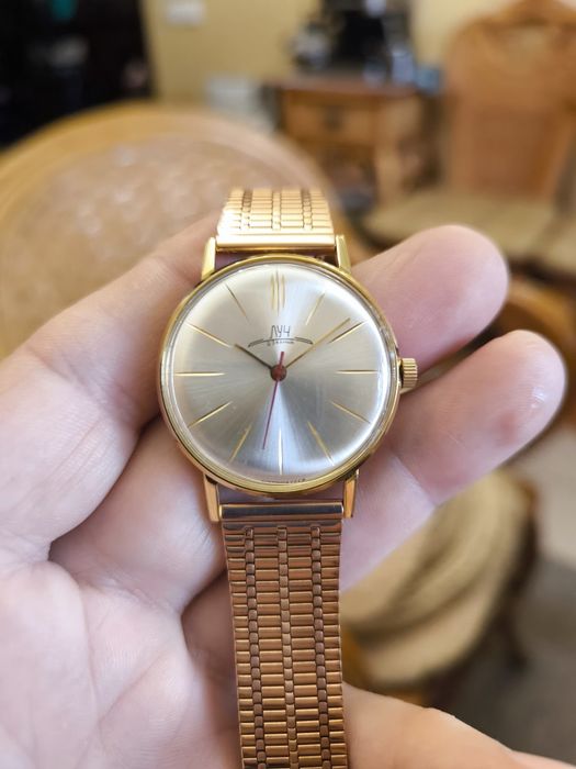 Наручные часы Полёт де люкс 2209  (Poljot de luxe). "Луч"