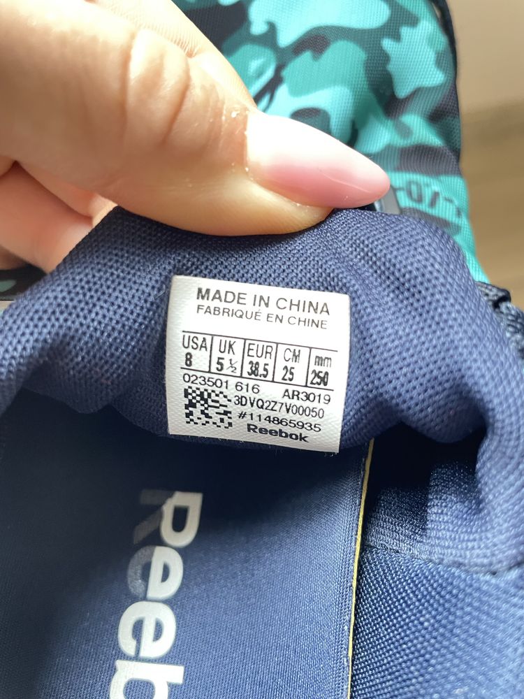 Маратонки Reebok pump