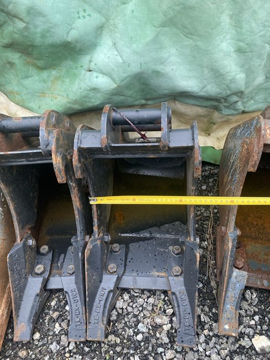 Cupa miniexcavator 1,6— 2 to