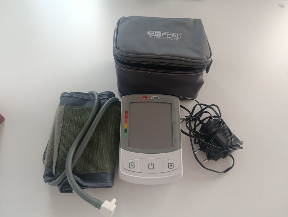 Dr. Frei M-200A автоматичен електронен апарат за кръвно налягане