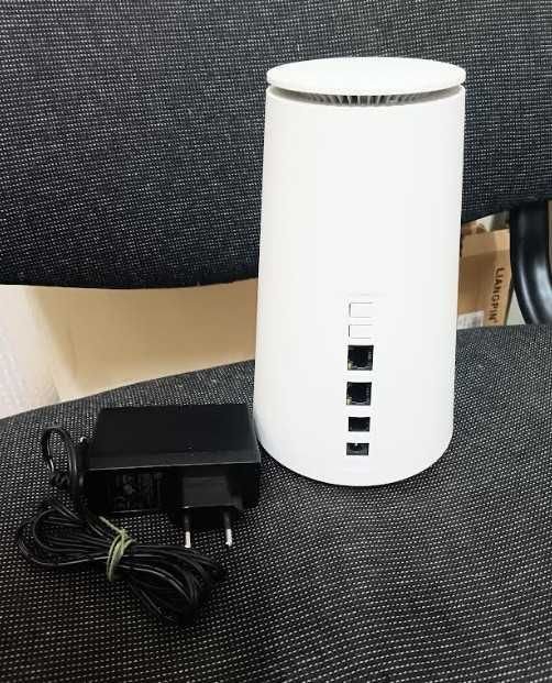 5G / 4G WiFi рутер TCL LinkHub HH515V, за до 256 потребители