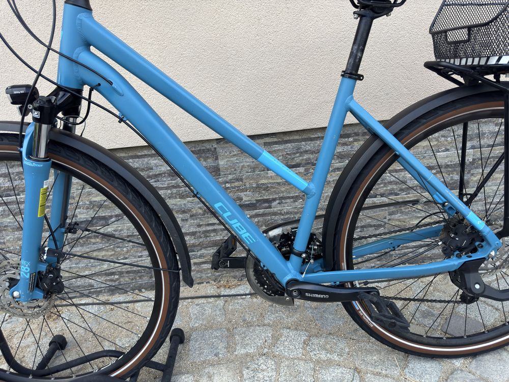Хибриден велосипед Cube Touring EXC размер: 28/S