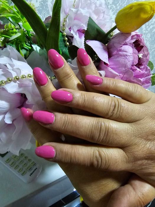 Manichiura și pedichiura