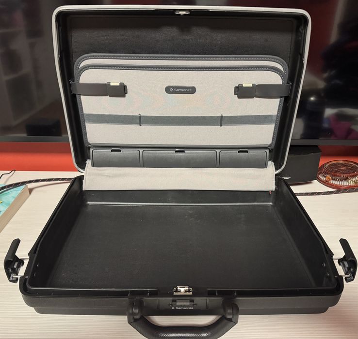 Vand geanta Samsonite