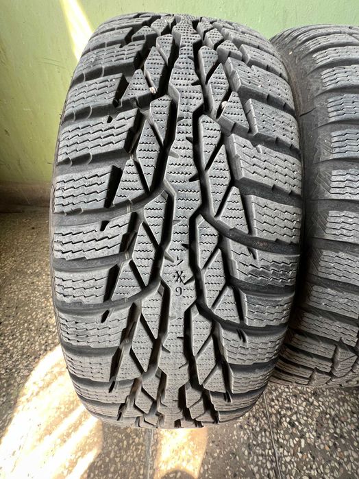 Запазени зимни гуми Nokia WR D4 175/65/14 с железни джанти 4x100 56.1