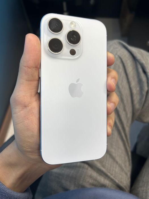 iPhone 16 Pro 128 GB White