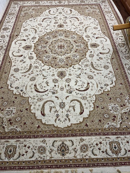 Кілем  уйге жаксы