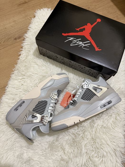 Nike Air Jordan 4 Frozen moment