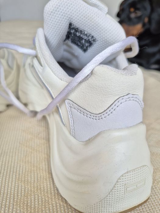 Adidasi Tommy Jans nr 37