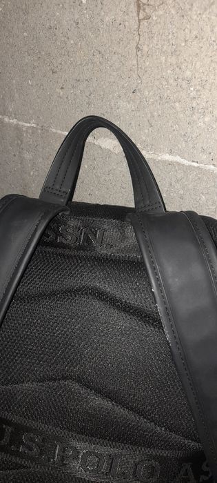 Vand ruxac de firma la pret