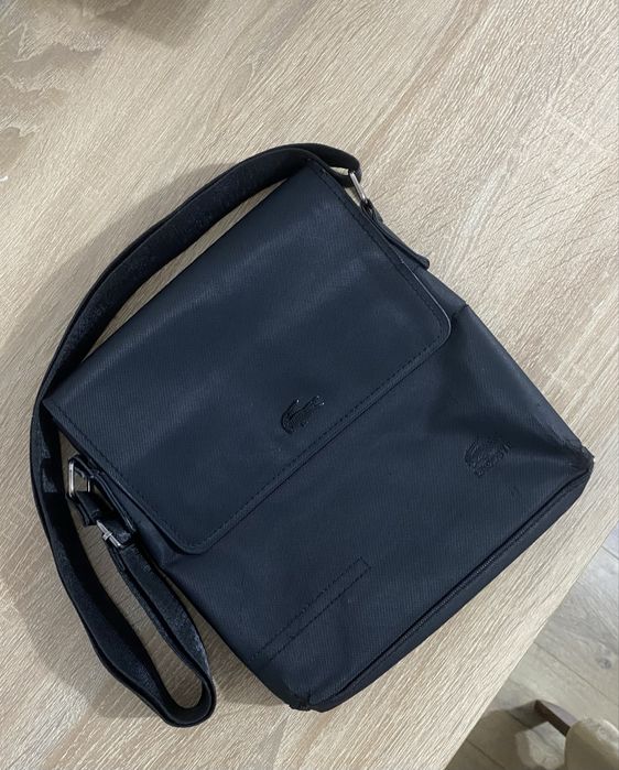 Продаю барсетку Lacoste