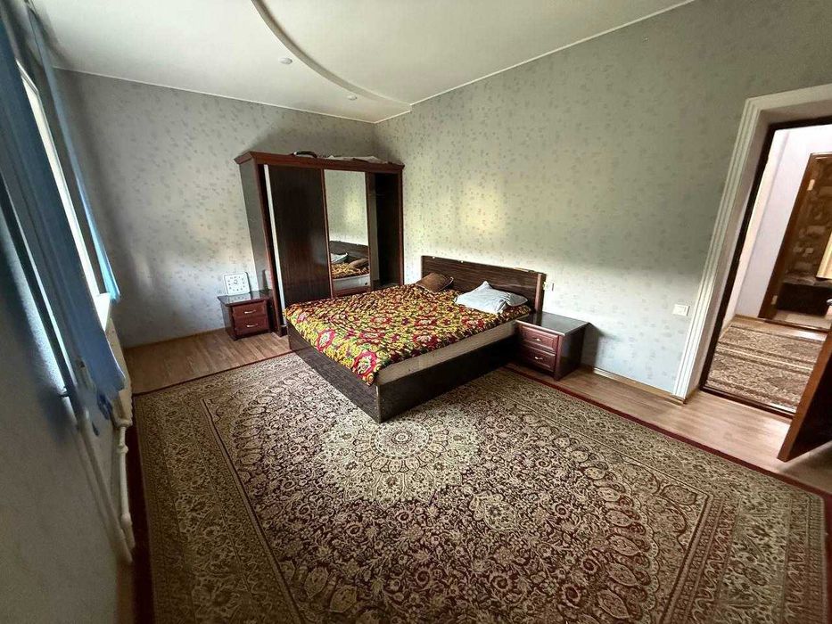 Продаётся 2х квартира на 3 этаж орр КРЫТЫЙ