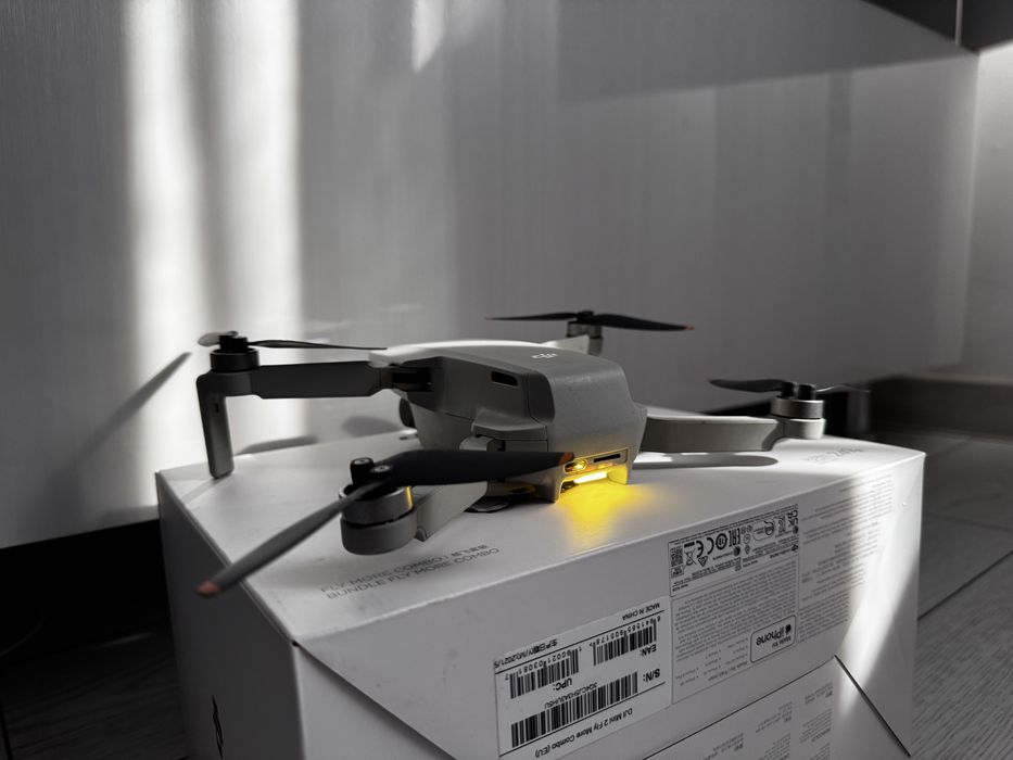 Dji Mini 2 | Fly more combo | Ca noua