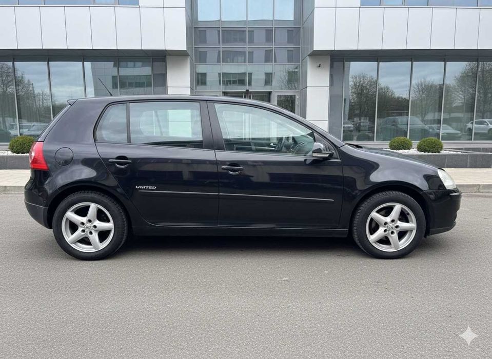 VW Golf 1.6 Mpi United/Climatronic/Scaune incalzite/comenzi volan