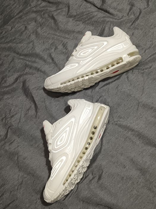 Nike Air Max 98 TL x SUPREME