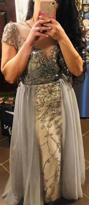 Rochie deosebita, model unic (achiziționată din Dubai)