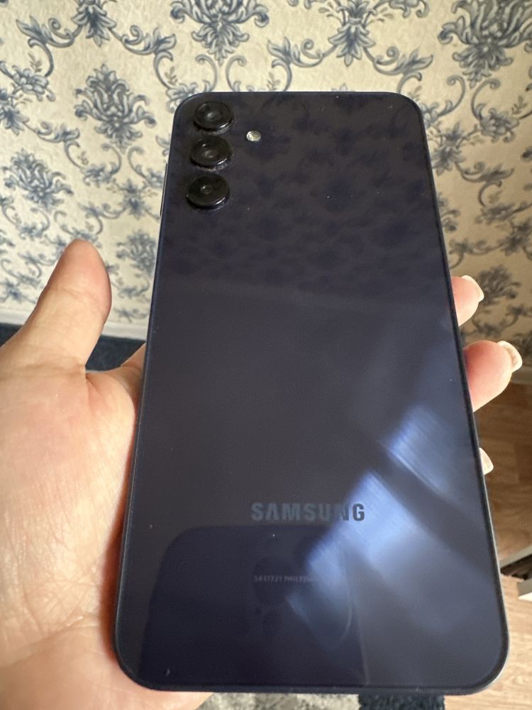 Продам Samsung A15 б/у