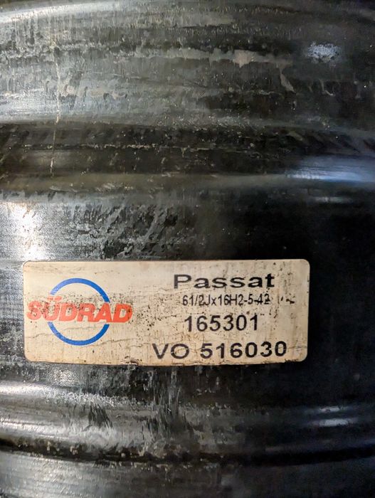 Vând jante tabla R16 + Capace VW