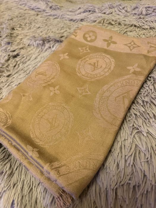 Eșarfă dama bej aurie