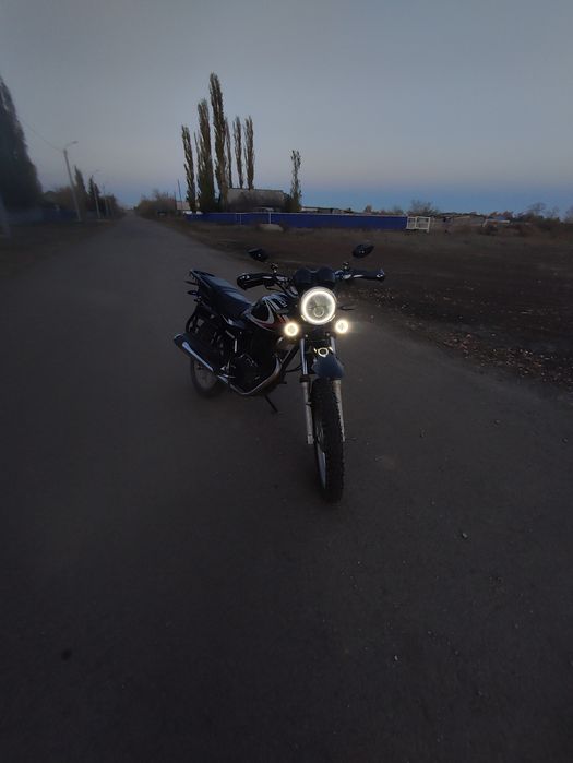 Продам мотоцикл YAQI 200 куб