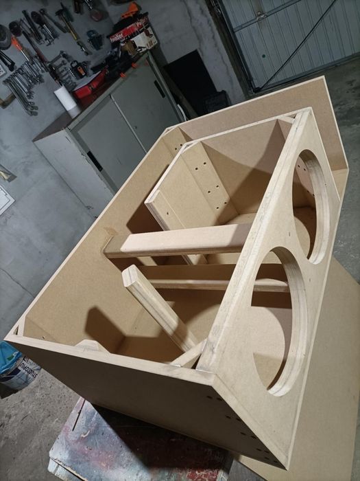 Incintă de bass 2x12"