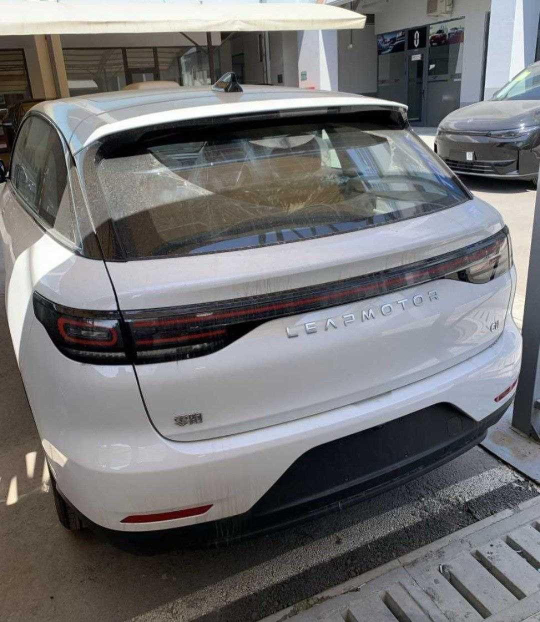 Leapmotr C11 2Dop opsiya EV