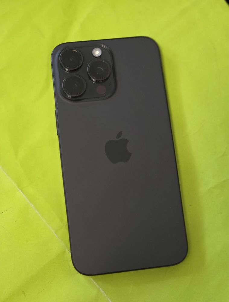 КАТО НОВ 512GB iPhone 15 Pro Max ЙЕТЕЛ Гаранция до 2026 TITANIUM BLACK