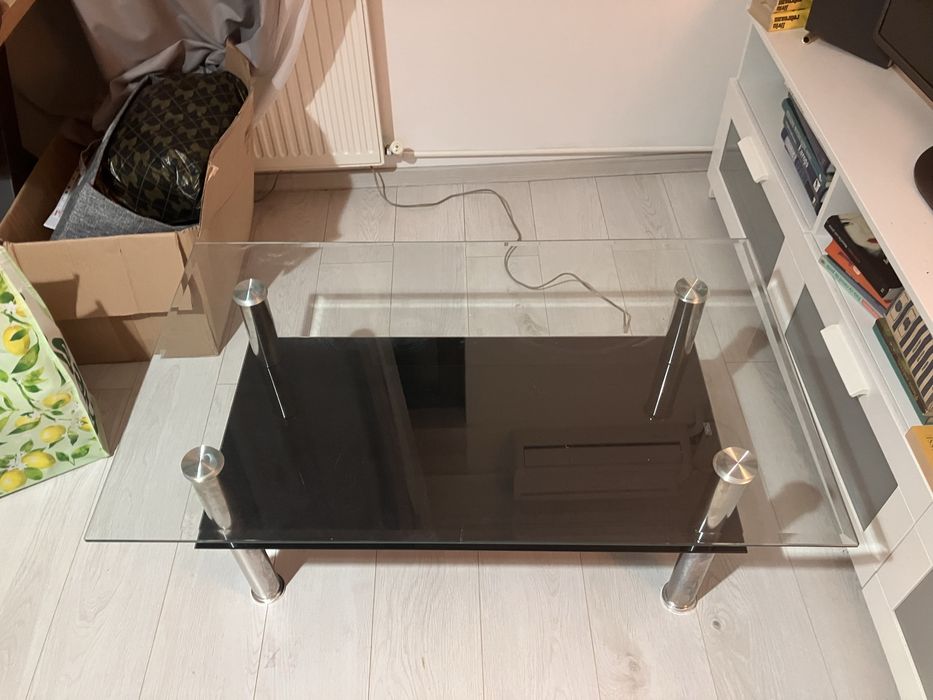 Masa de cafea din sticla sufragerie