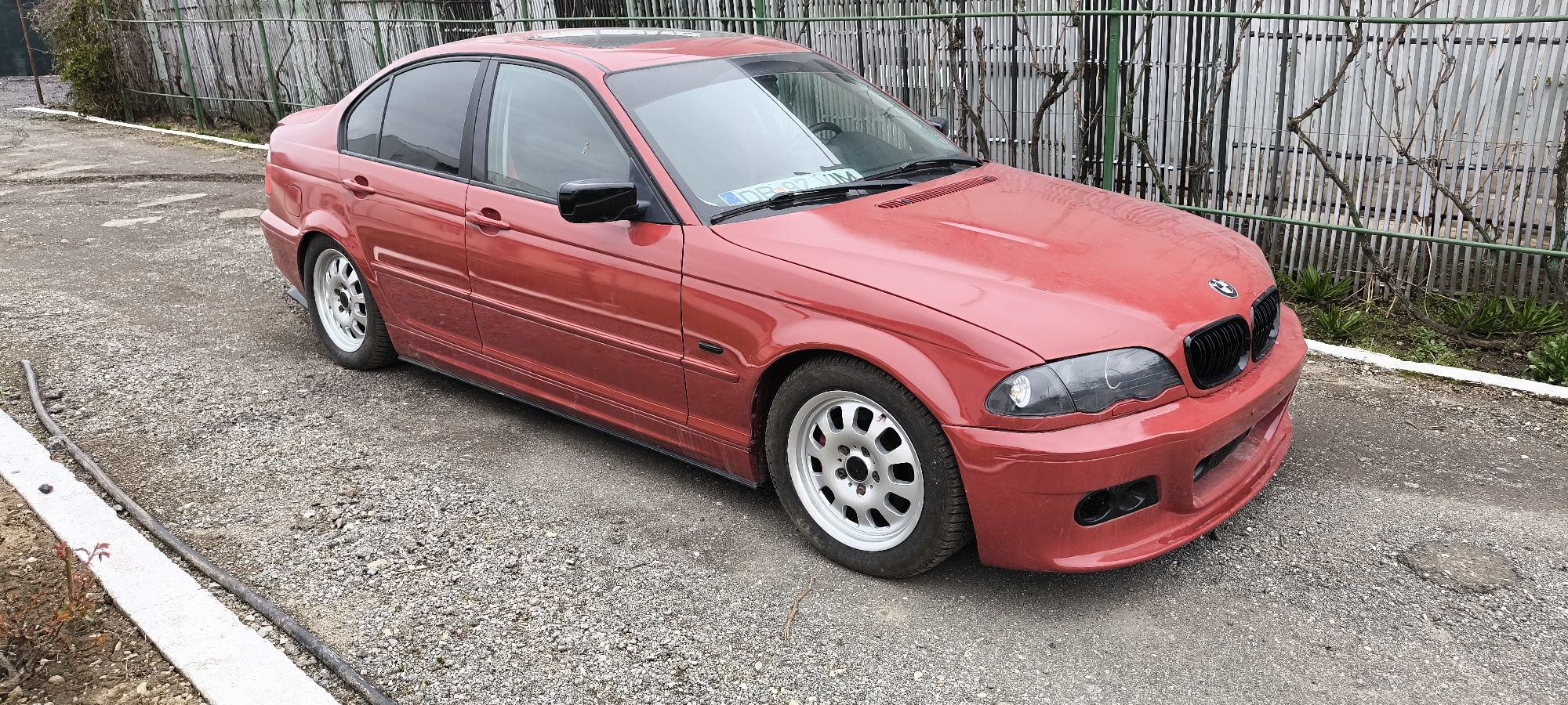 Vând BMW e46 in stare buna