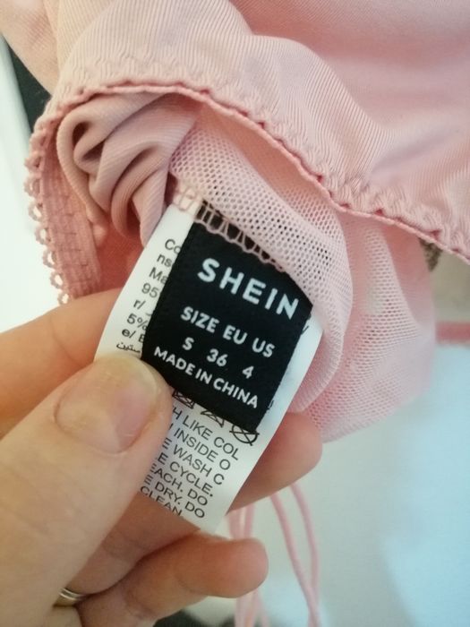 Bustiera superba sutien Shein roz cu fluturi si dantela dama marimea S