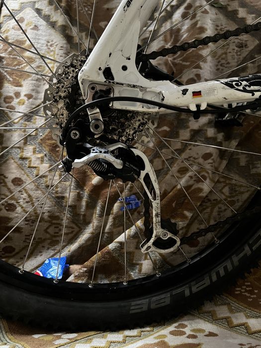 Bicicleta MTB 26 ( rockshox xt aer aluminiu)