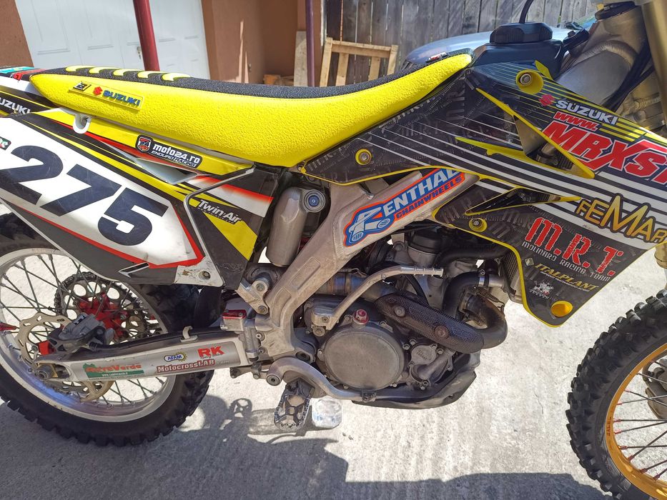 Vând Suzuki RMZ 250 cc
