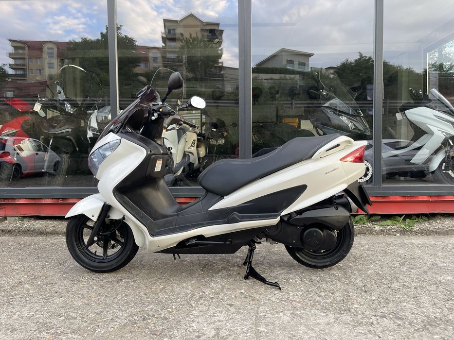 Scuter / Maxi - Scooter Suzuki Burgman 200 cc executive