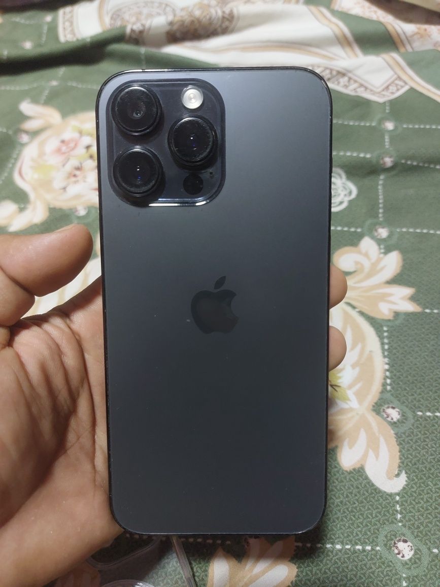 iPhone 14 Pro Max