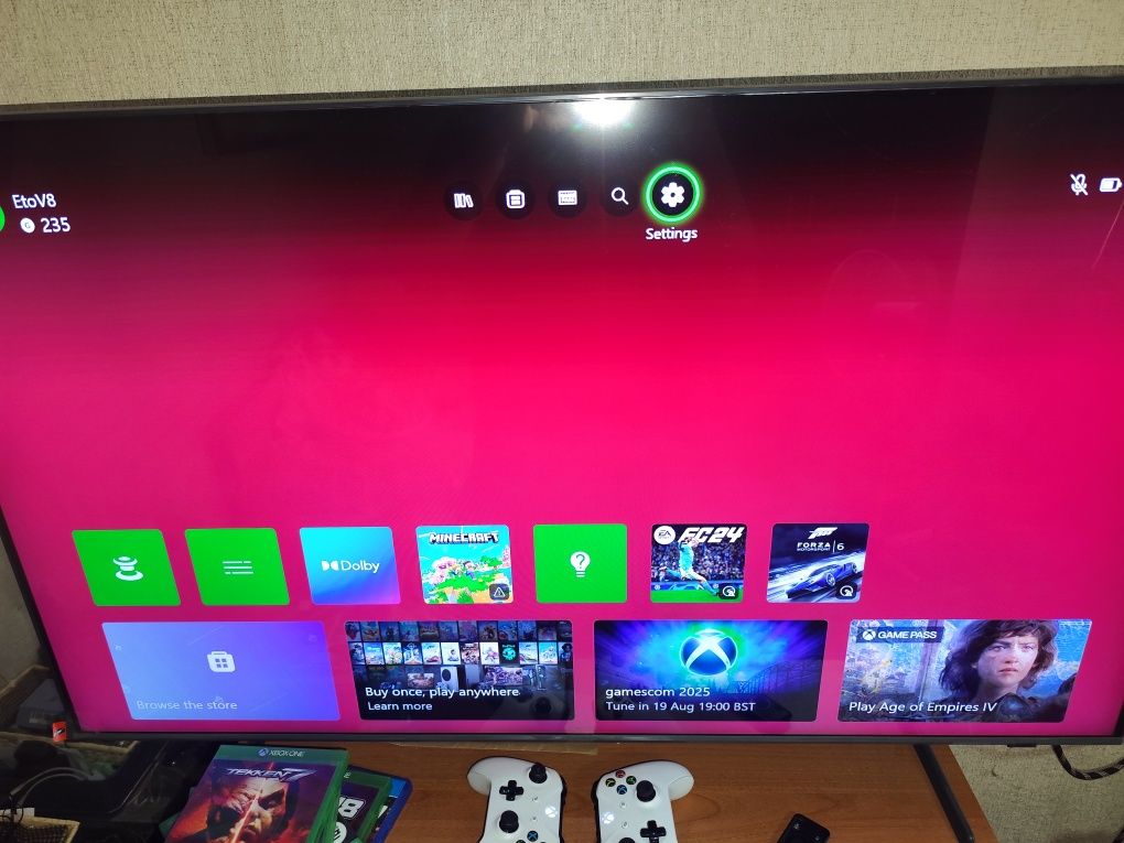 Бял Xbox One S 1TB