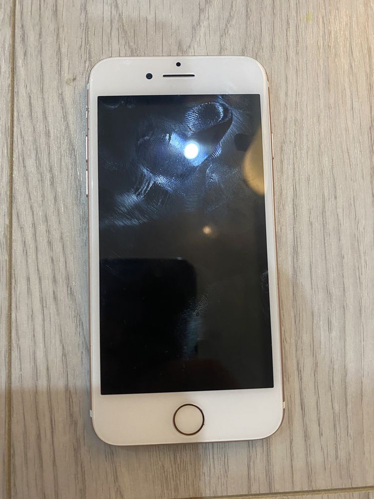 Продается Iphone 7