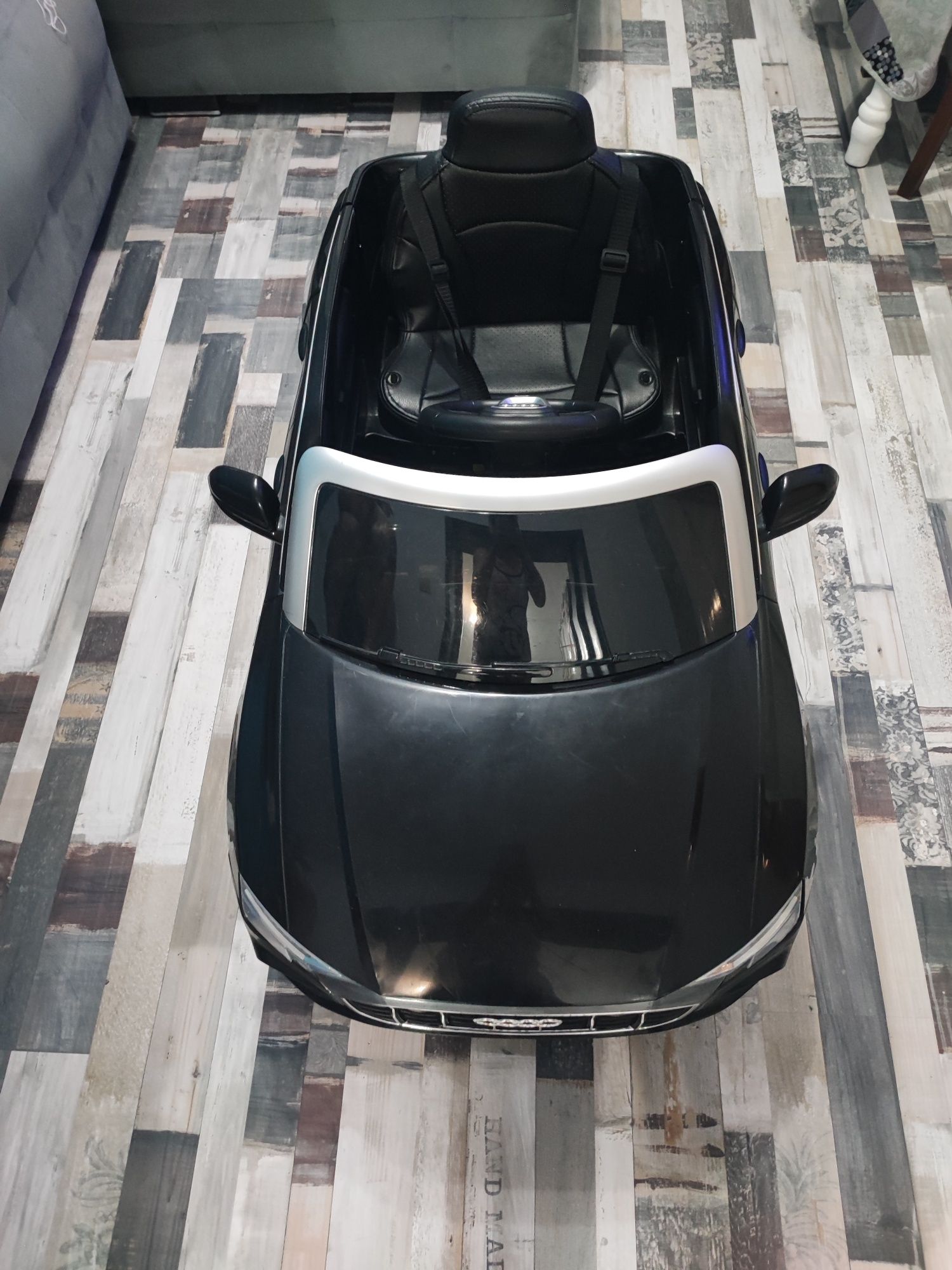 Детска акумулаторна кола Audi Q8
