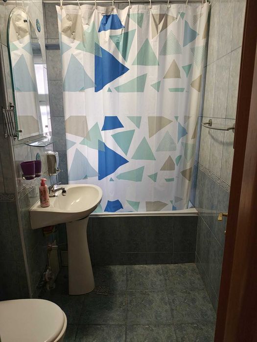 De inchiriat - Apartament 3 camere 68 mp | Calea Vacaresti