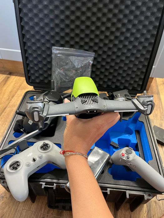 Dji fpv fly more combo