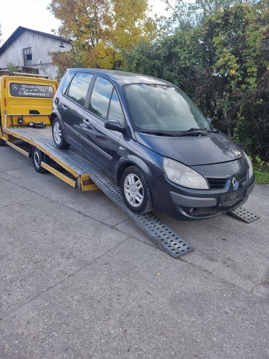Dezmembram Renault Scenic 1,9 an 2008