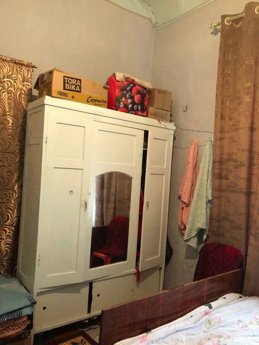 Домик в общем дворе 2 комнаты со своим двориком