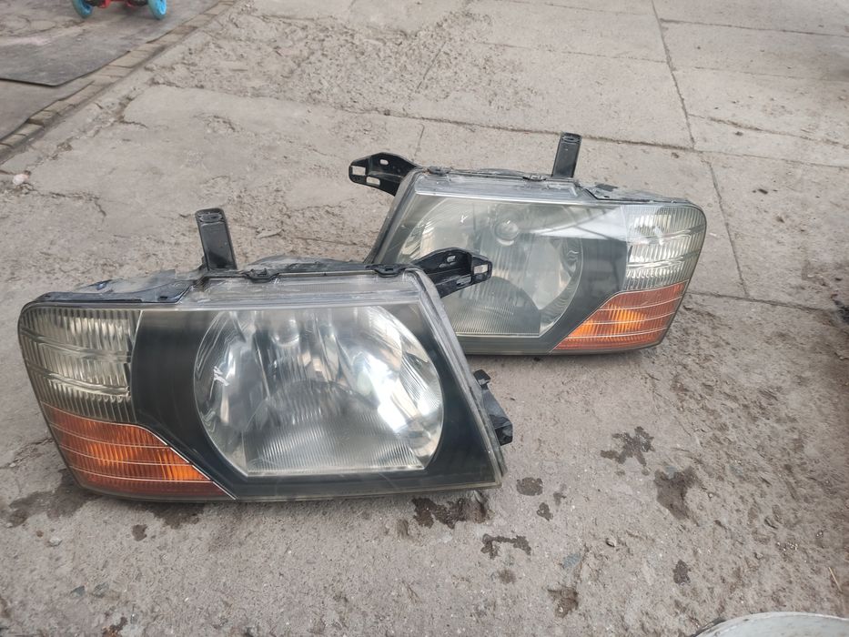 Фары mitsubishi pagero