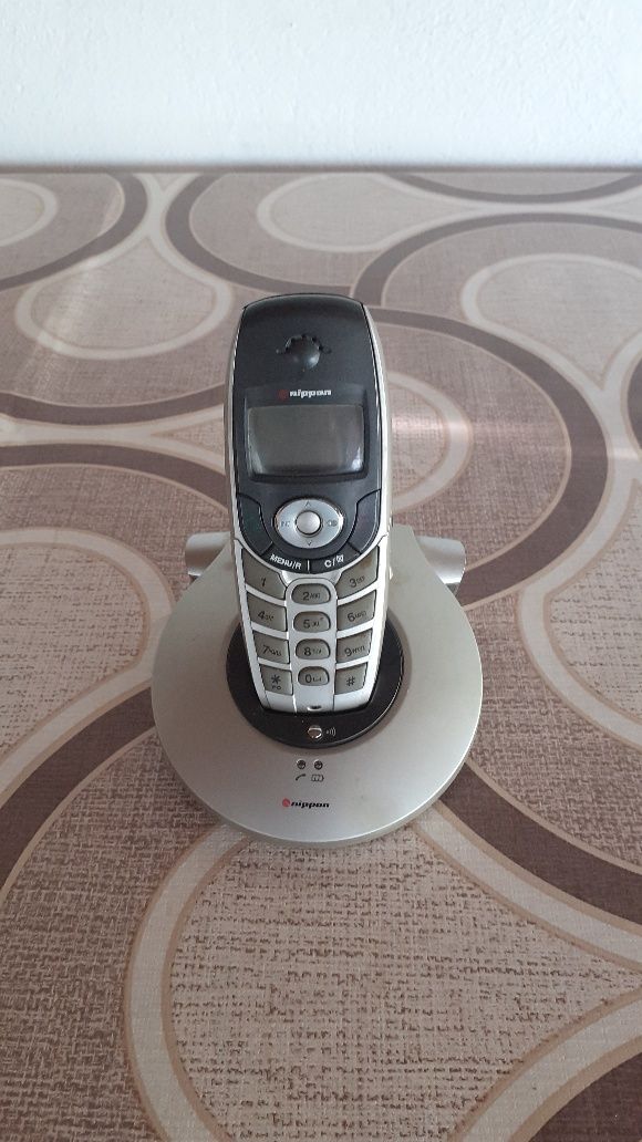 Telefoane fixe penru birou