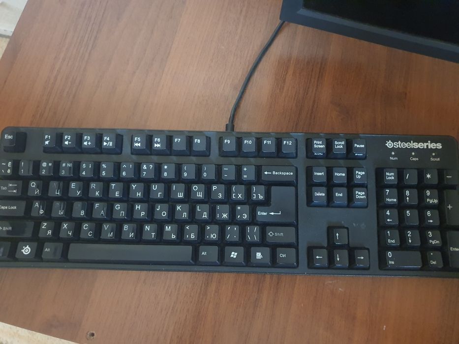 Продам механическую игровую клавиатуру steelseries 6Gv2