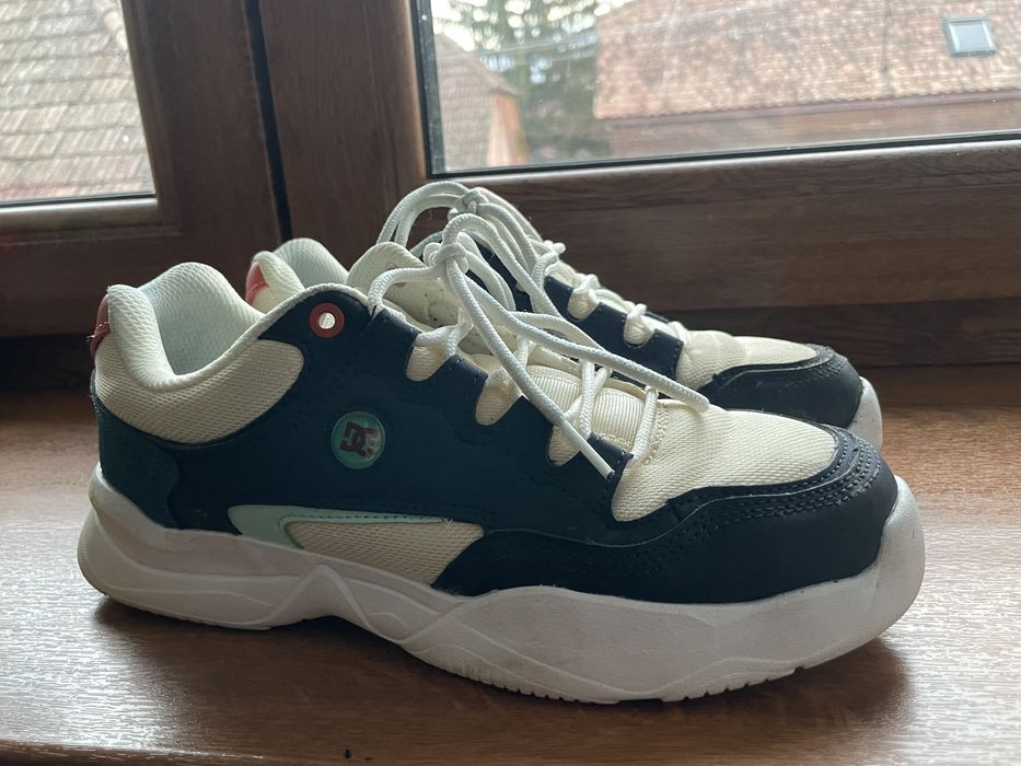 papuci DC, stare buna