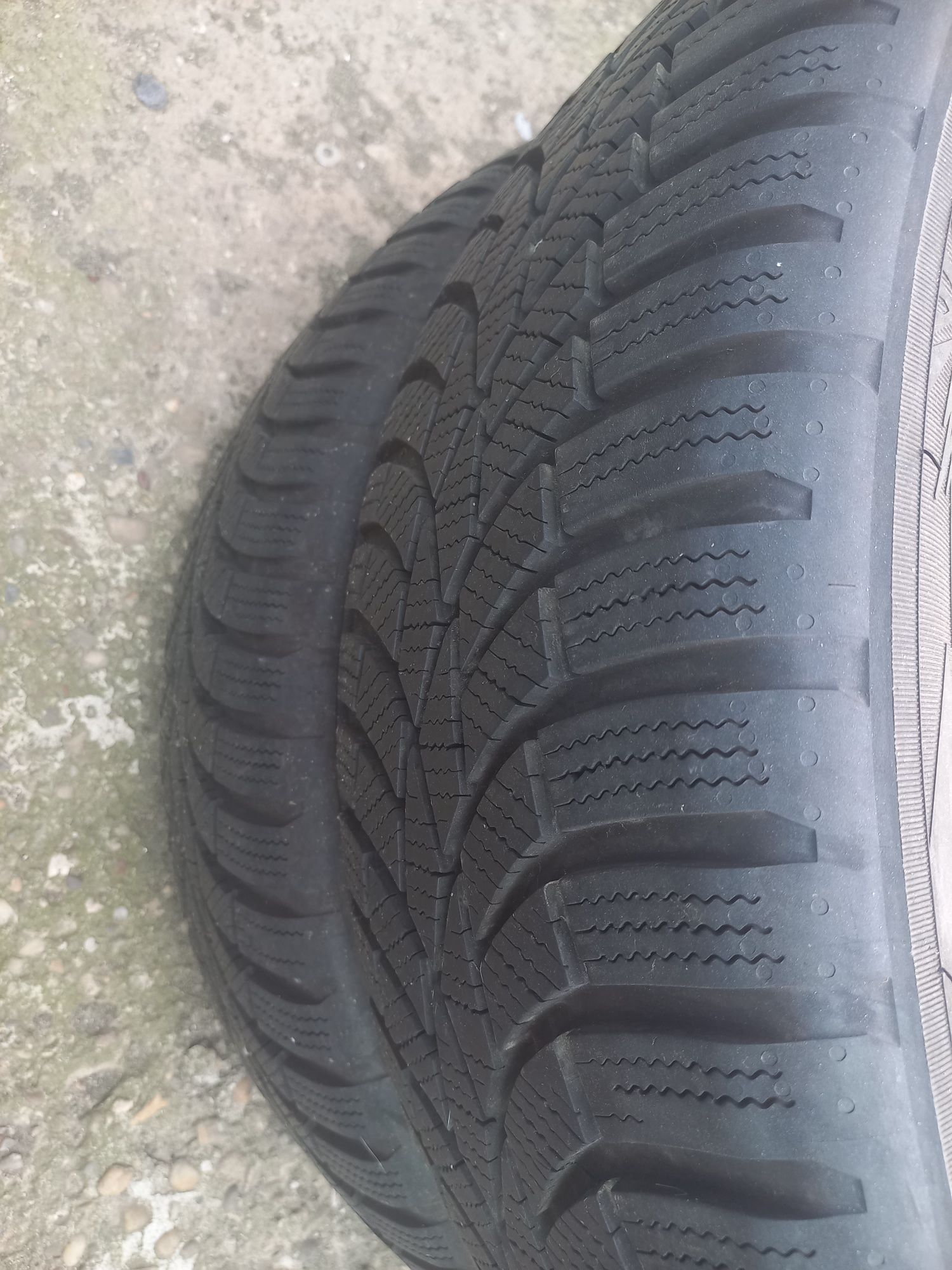 Toyo 205/55/17 - 2 броя зимни