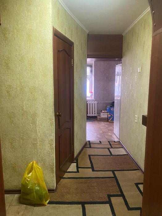 Продам срочно 3 комнатную квартиру