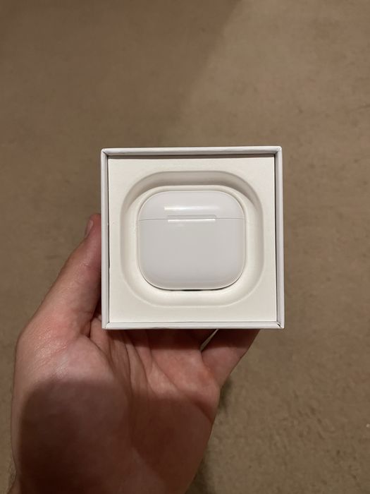 AirPods 4 ANC *noi nesigilate*