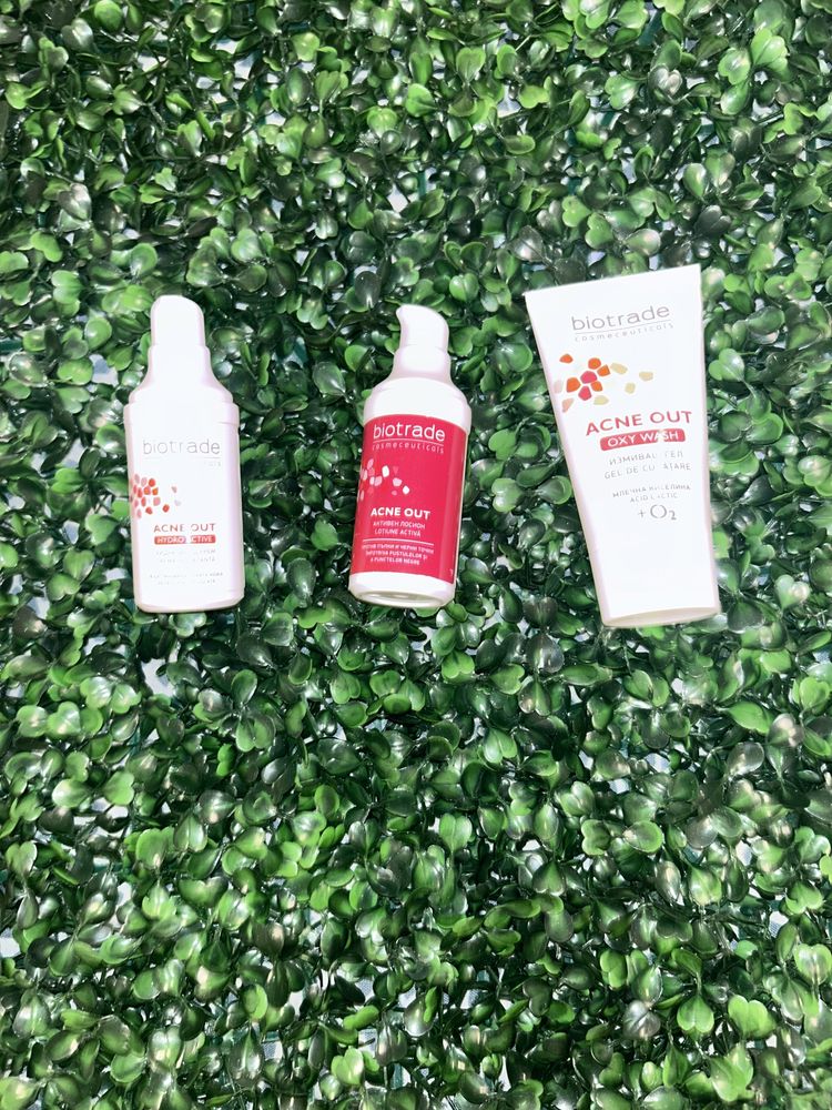 Acne out кремове за почистване на лице успокояване и дезификциране