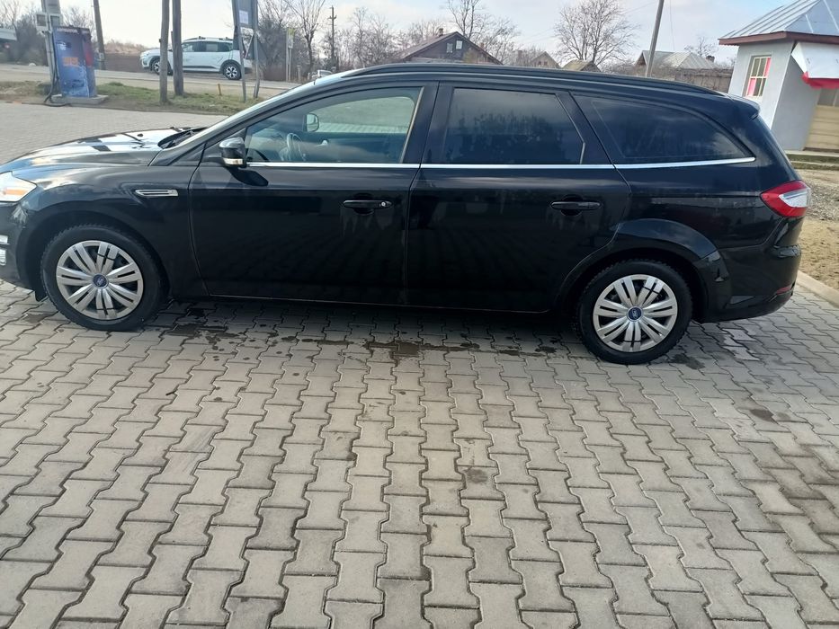 Ford Mondeo 2013